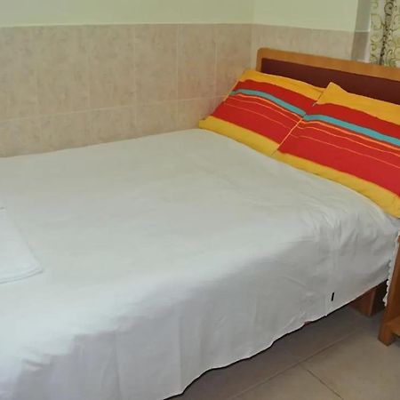 New Fortunate Guest House ฮ่องกง ภายนอก รูปภาพ