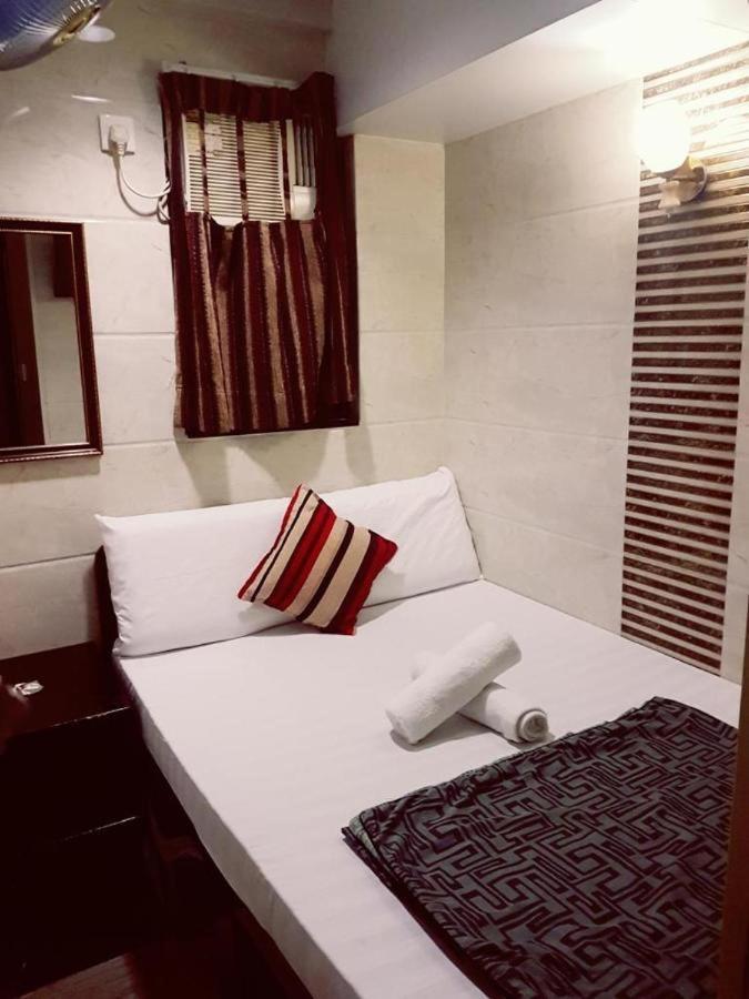 New Fortunate Guest House ฮ่องกง ภายนอก รูปภาพ