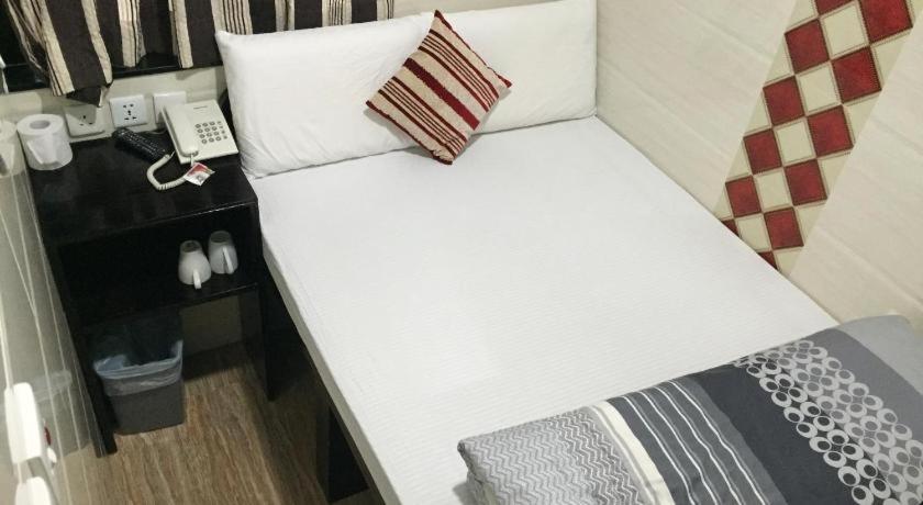New Fortunate Guest House ฮ่องกง ภายนอก รูปภาพ