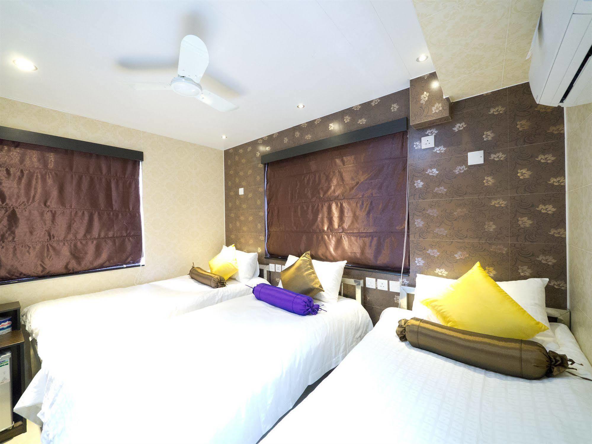 New Fortunate Guest House ฮ่องกง ภายนอก รูปภาพ
