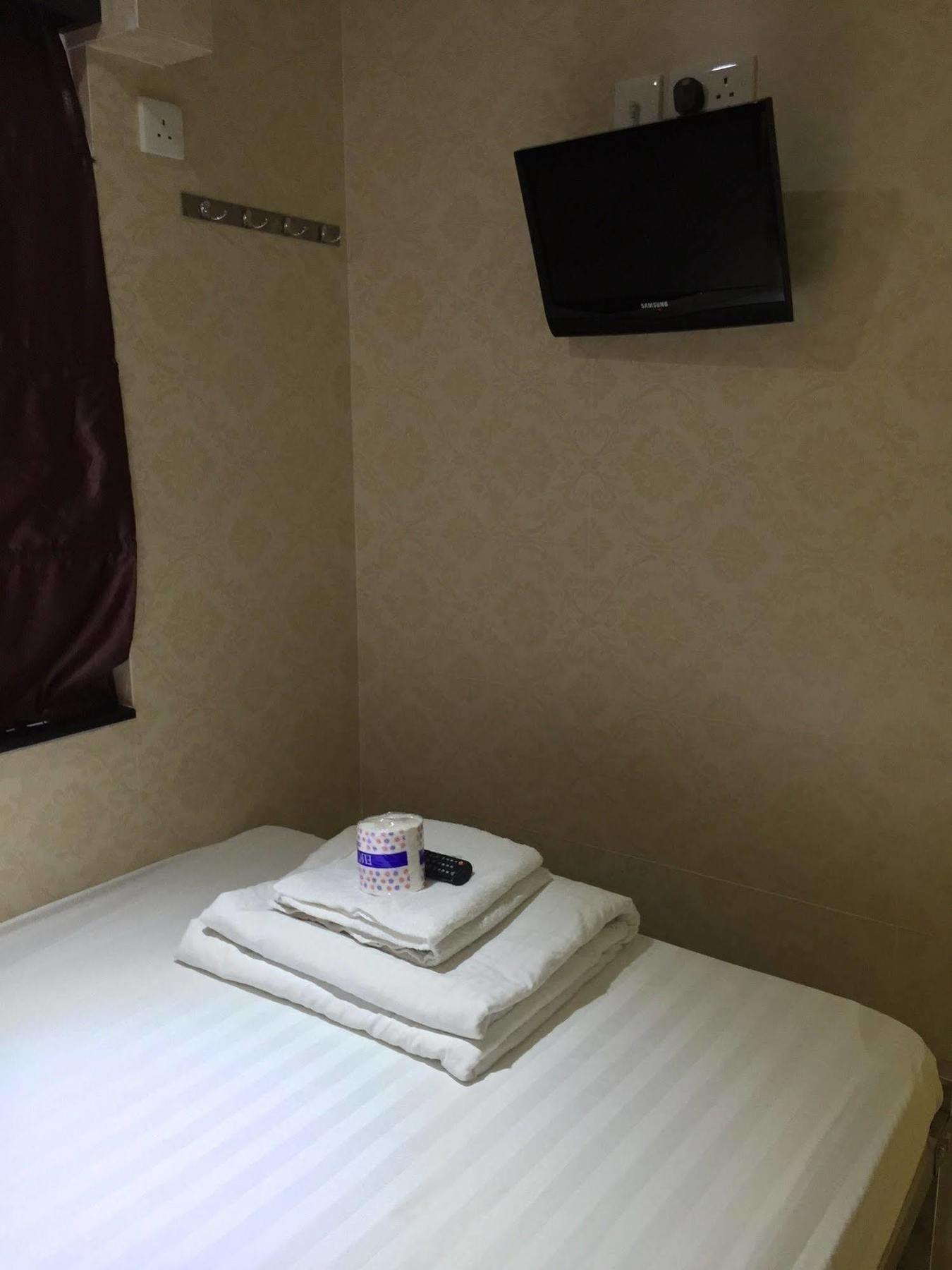 New Fortunate Guest House ฮ่องกง ภายนอก รูปภาพ