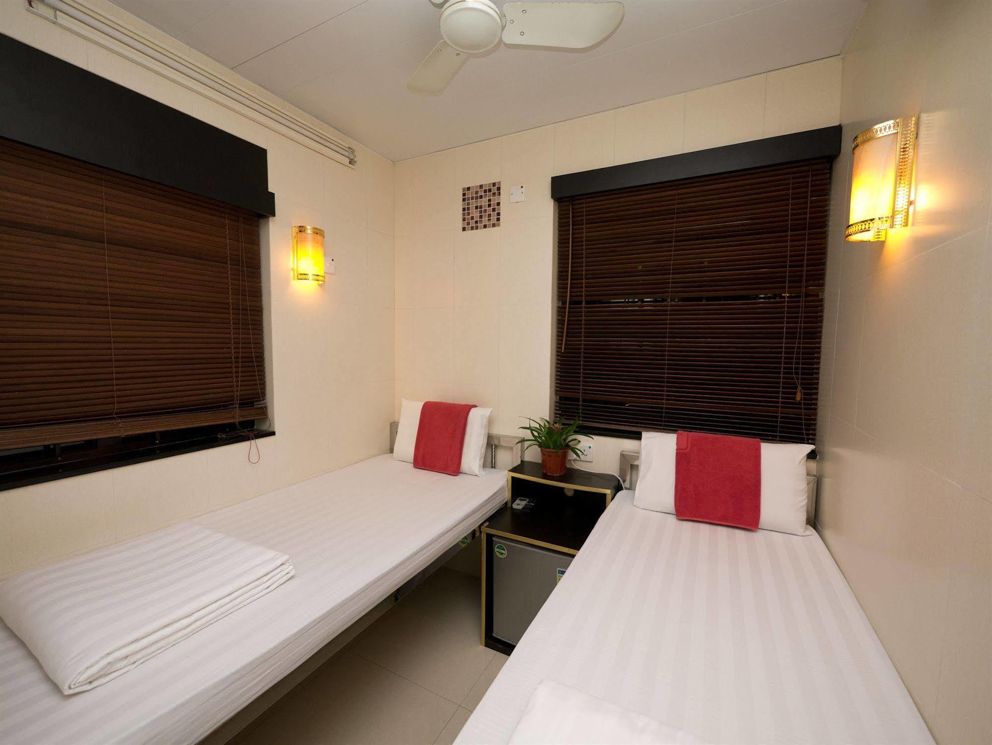 New Fortunate Guest House ฮ่องกง ภายนอก รูปภาพ