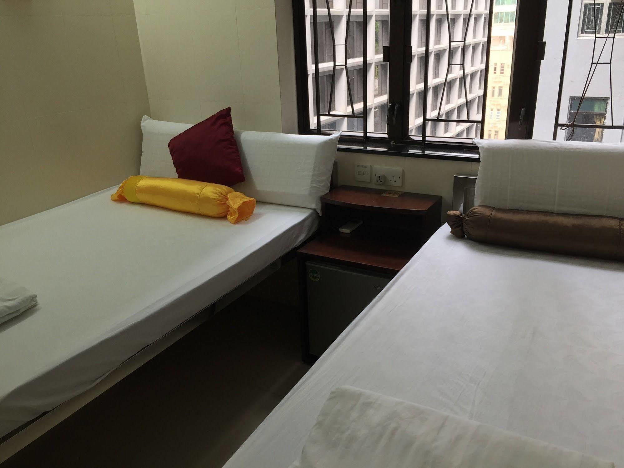 New Fortunate Guest House ฮ่องกง ภายนอก รูปภาพ