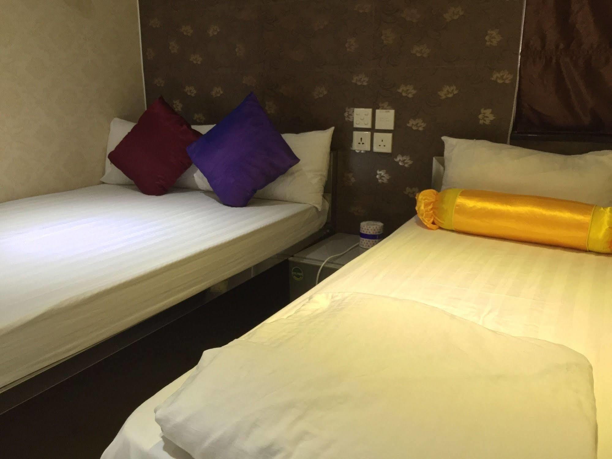 New Fortunate Guest House ฮ่องกง ภายนอก รูปภาพ