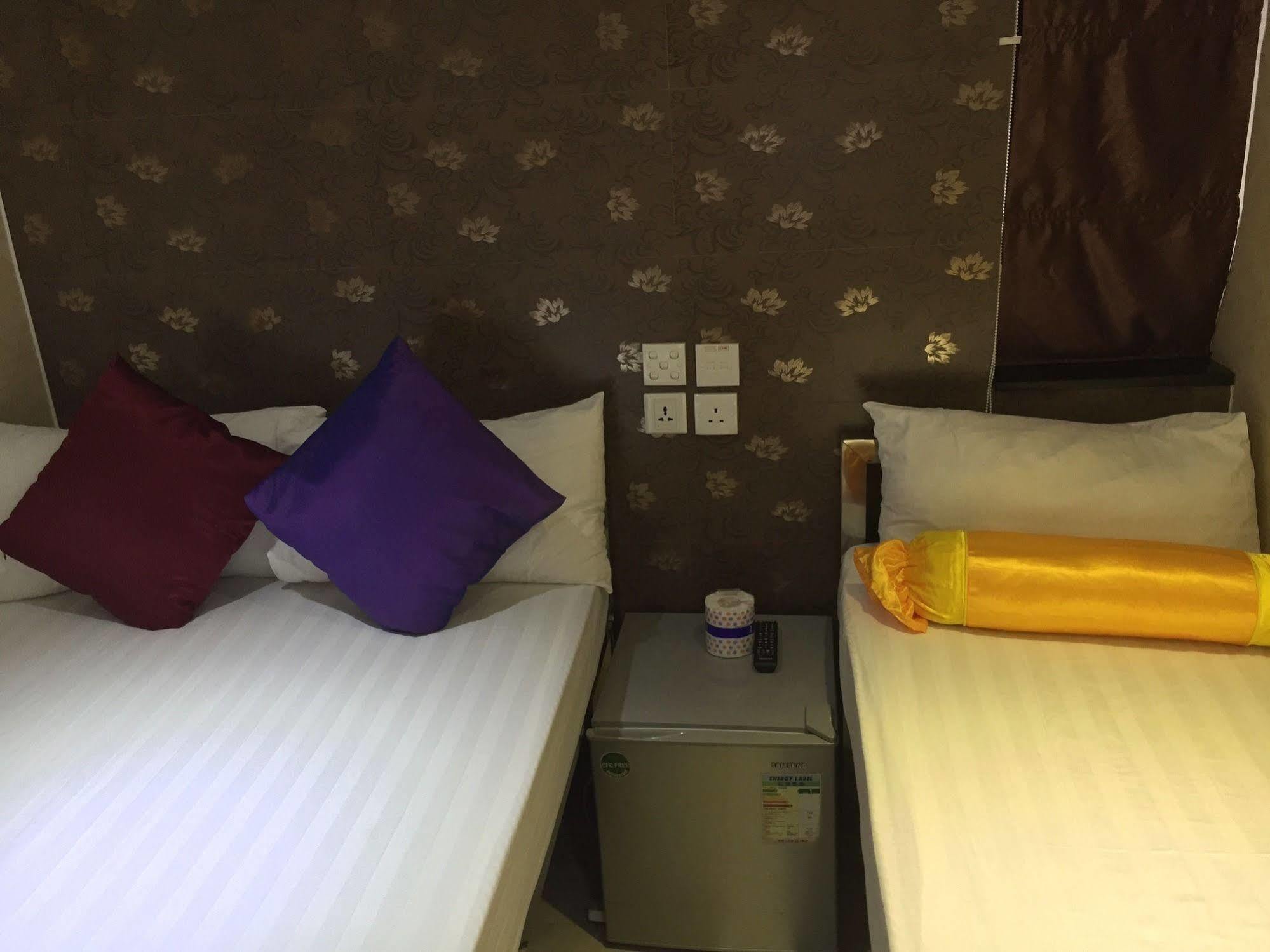 New Fortunate Guest House ฮ่องกง ภายนอก รูปภาพ